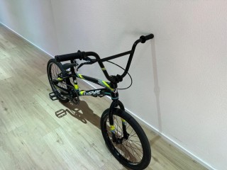 Bikes BMX FELT Evo Pro XL