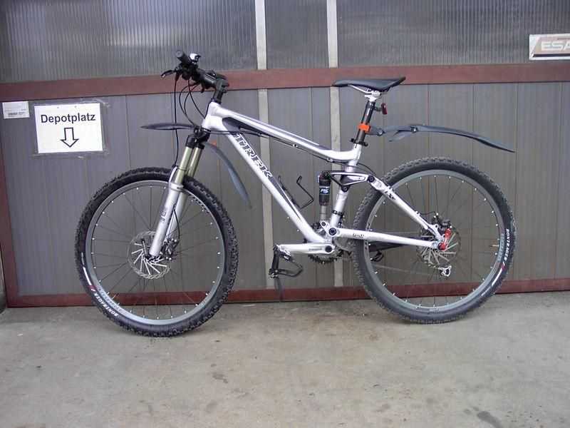 Trek 1700 store mountain bike