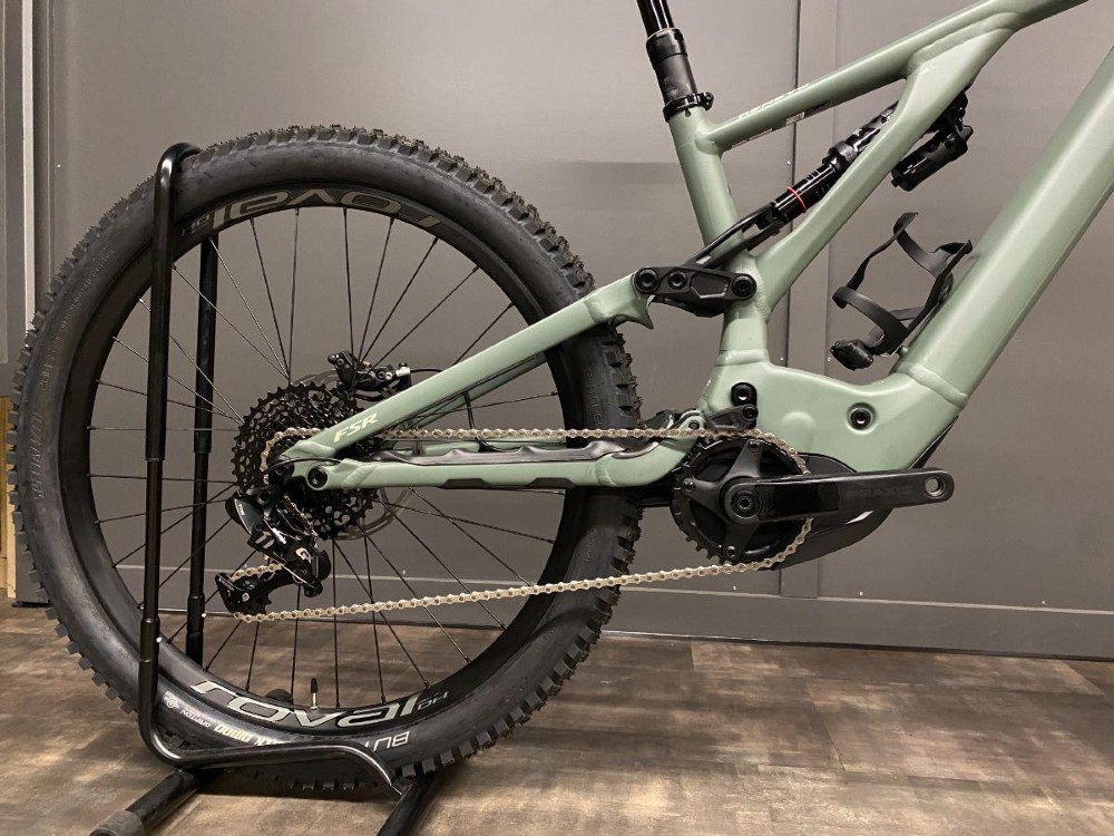 E-Bike kaufen: SPECIALIZED Kenevo Expert Neu