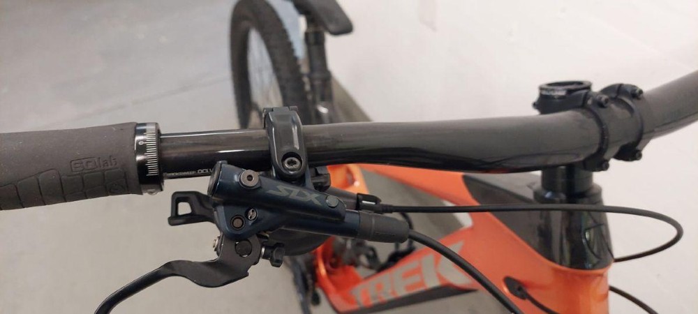 Mountainbike kaufen: TREK Slash 9.8 Testvelo