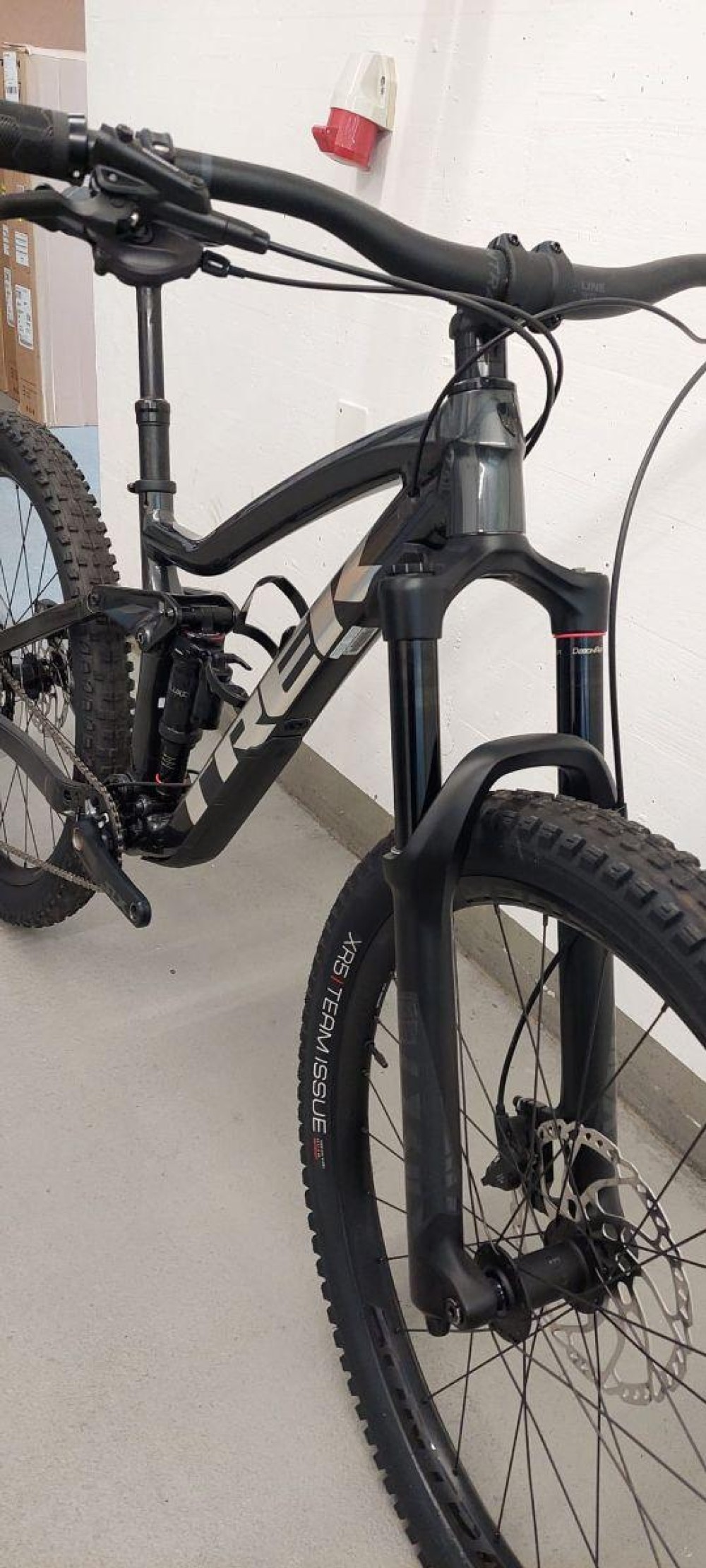 Mountainbike kaufen: TREK Remedy 8 Neu