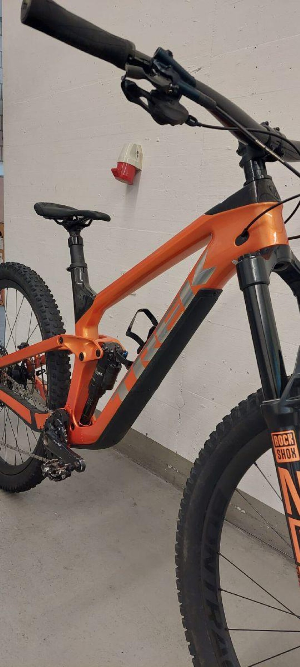 Vélo tout terrain kaufen: TREK Slash 9.8 Vélo de test