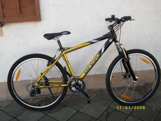 Bikes Mountainbike MERIDA Kalahari 590 Pro