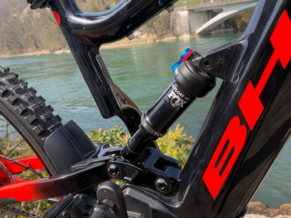 E-Bike kaufen: BH BIKES ATOM X CARBON LYNX 6PRO-SE Testvelo