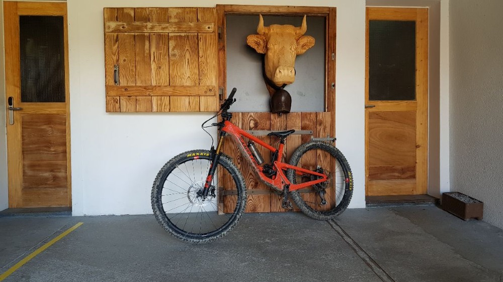 Mountainbike kaufen: SANTA CRUZ Hightower Occasion