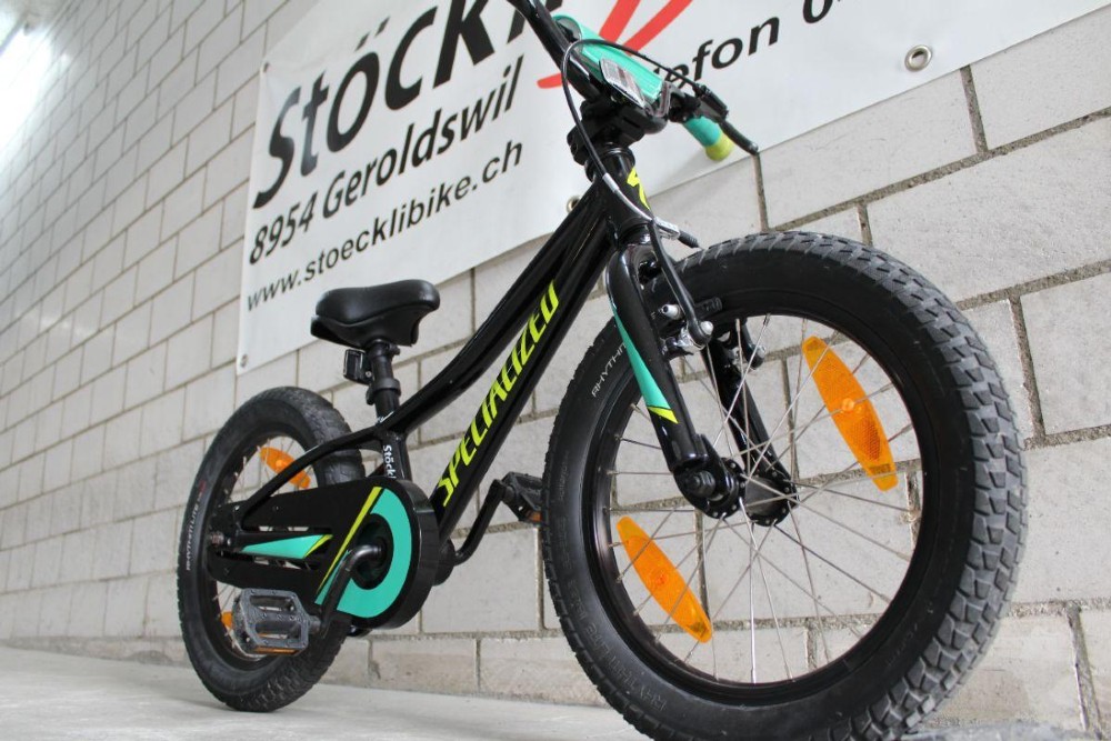 Kindervelo kaufen: SPECIALIZED Riprock 16 Occasion