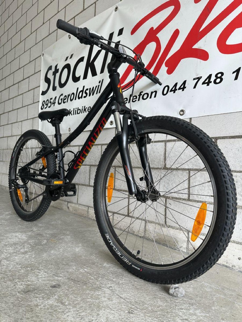 Kindervelo kaufen: SPECIALIZED Hotrock 24 Occasion