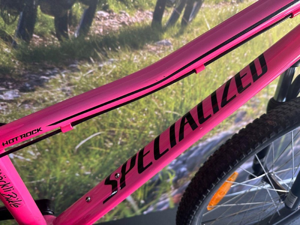Kindervelo kaufen: SPECIALIZED Hotrock 24" Occasion