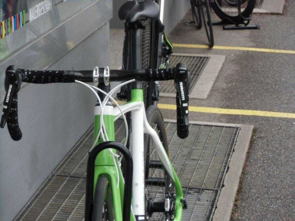 Vélo de course kaufen: DBIKES Disc Race Vélo de test