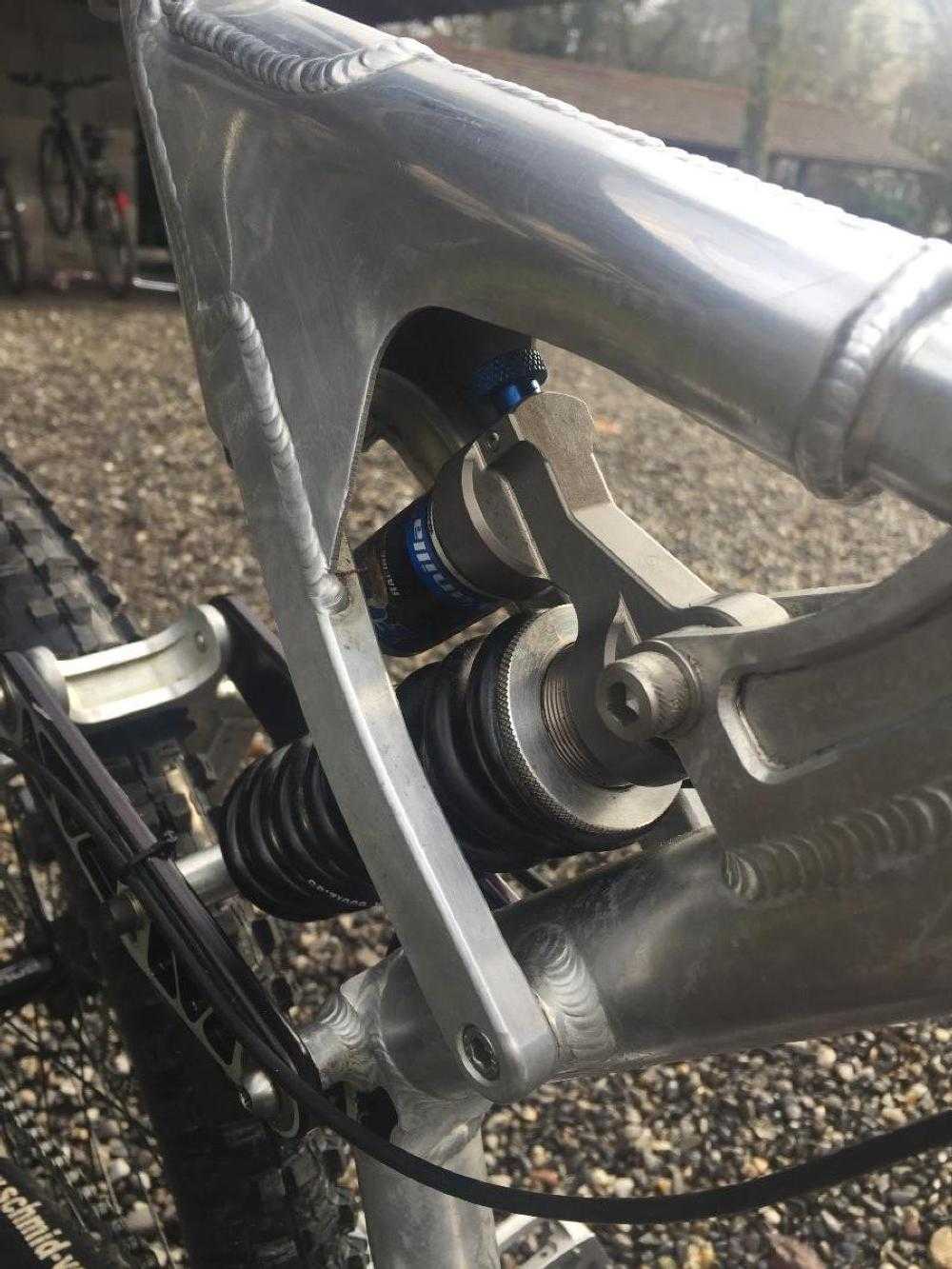 Uzzi bike clearance