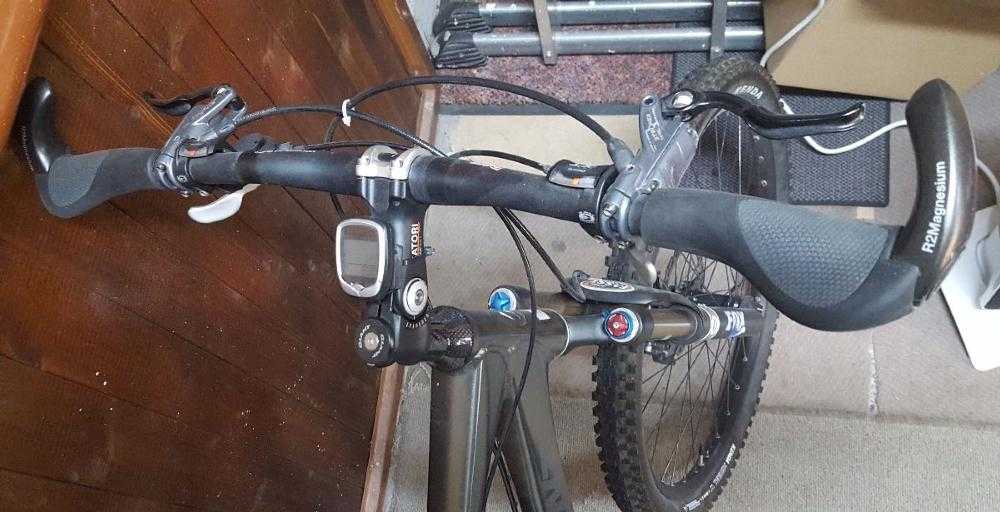 Mountainbike kaufen: GIANT Trace X1 Occasion