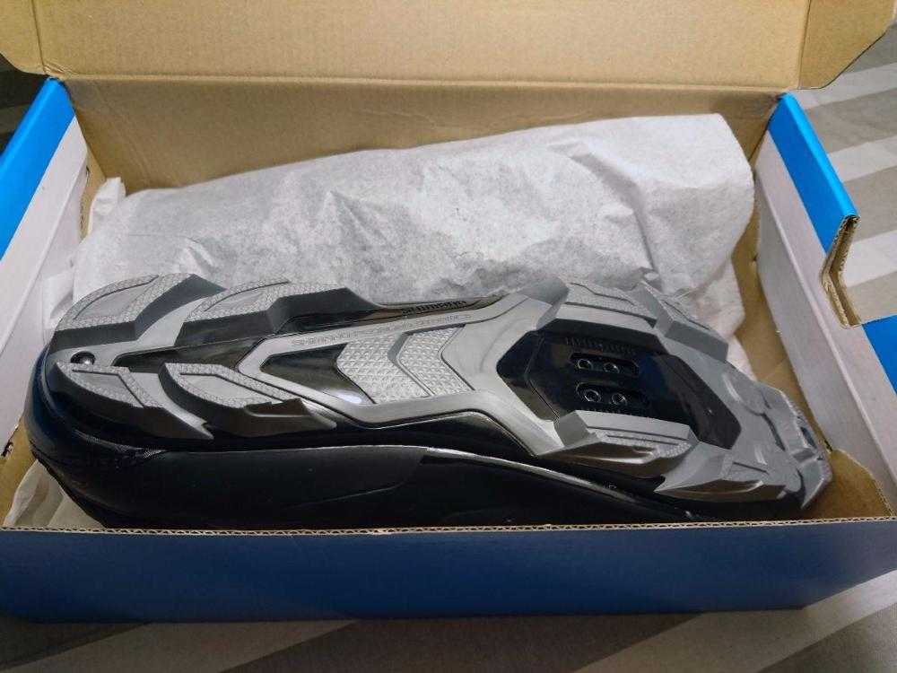 Velozubehör kaufen: Schuhe SHIMANO SH-XC31L Neu