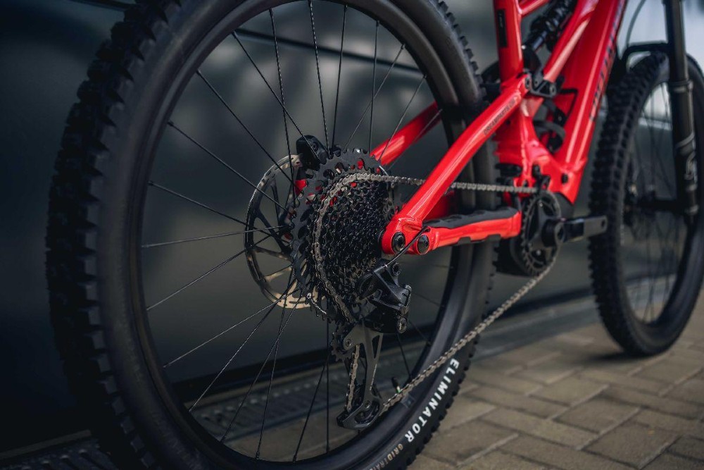 E-Bike kaufen: SPECIALIZED Specialized Turbo Levo Comp red Nouveau