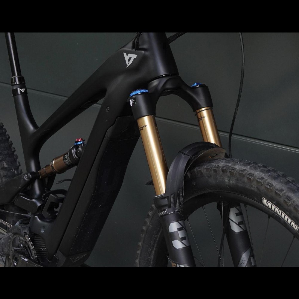 E-Bike kaufen: YETI YT Decoy 29 CORE 4 Carbon E-MTB Nouveau