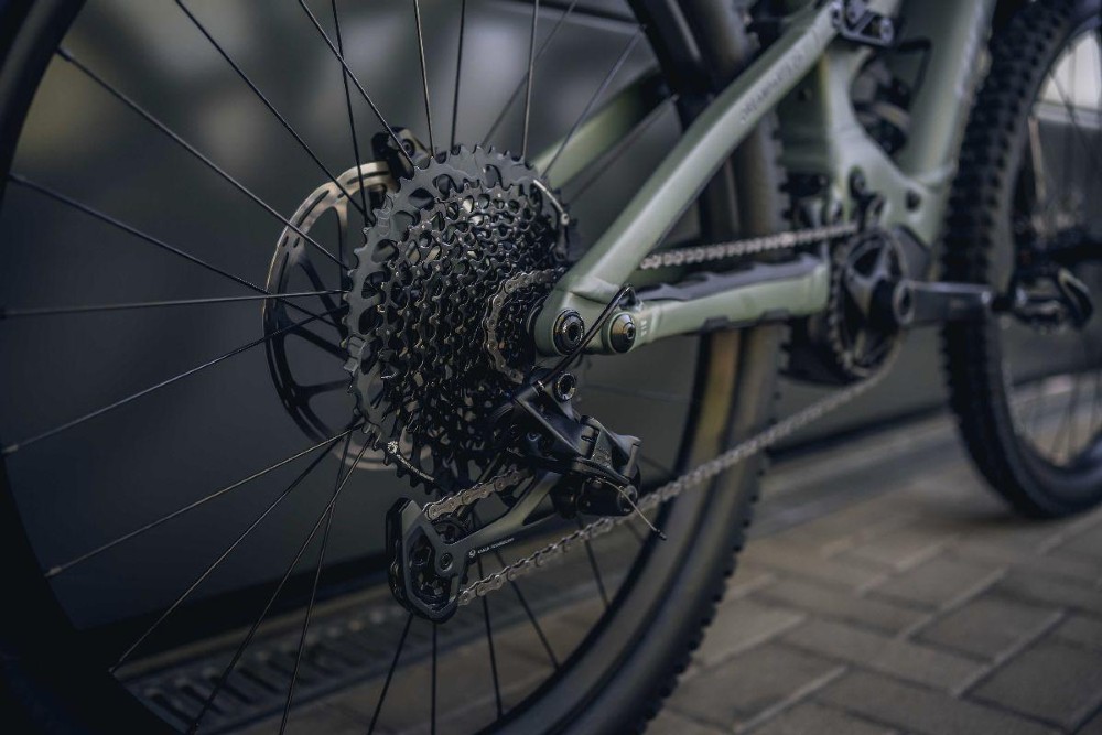 E-Bike kaufen: SPECIALIZED *Turbo Levo Comp green Neu