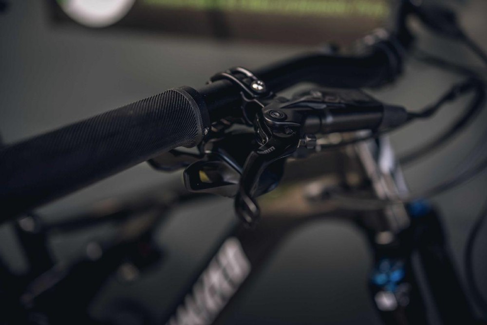 E-Bike kaufen: SPECIALIZED Specialized Turbo Levo Comp black Neu