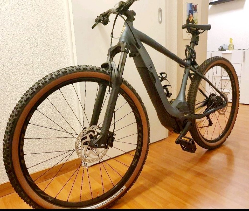 E-Bike kaufen: SPECIALIZED Turbo levo hardtrail comp 29 Neu