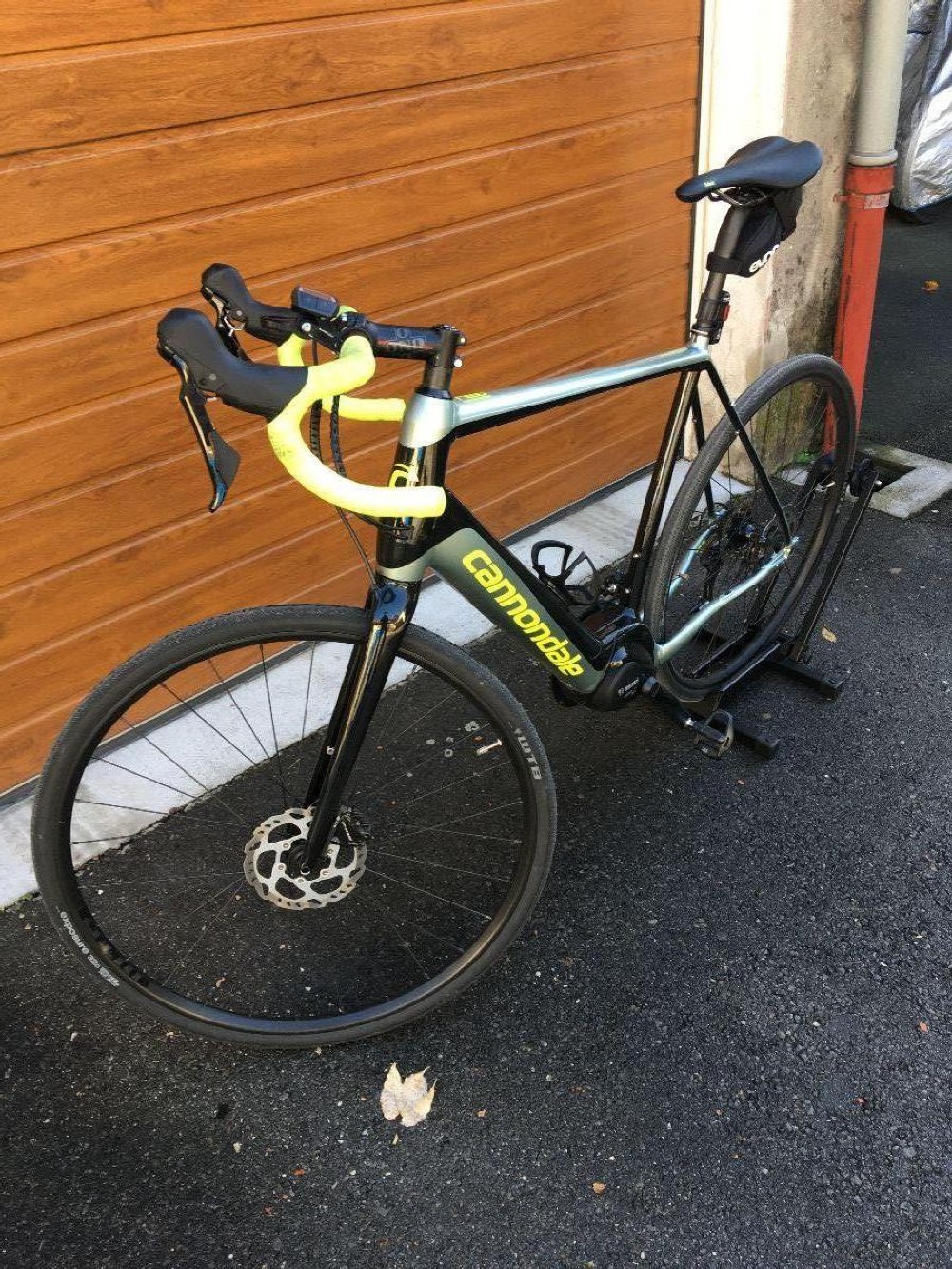 Vélo de course kaufen: CANNONDALE Synapse NEO2 Occasion