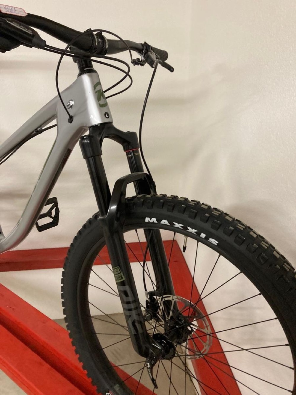 Mountainbike kaufen: KONA Honzo Neu