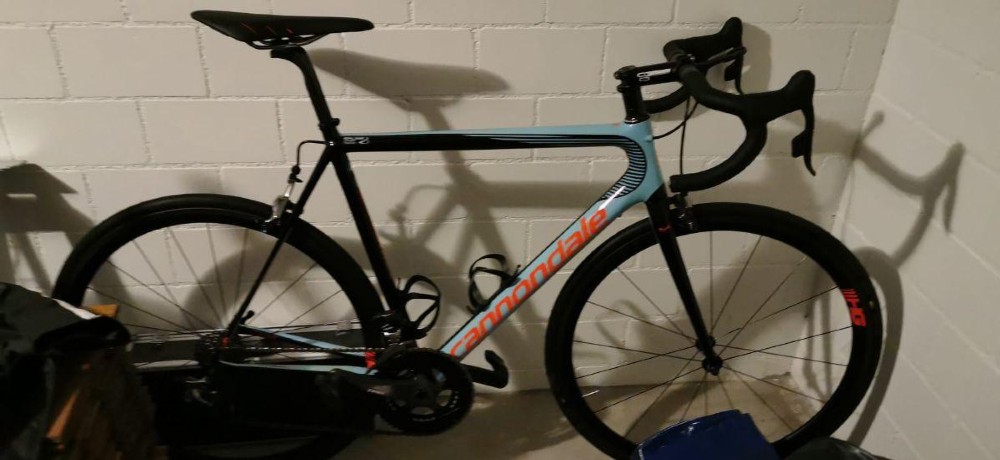 Rennvelo kaufen: CANNONDALE Cannondale SuperSix Evo Hi-Mod Red eTap Blue-Black Neu