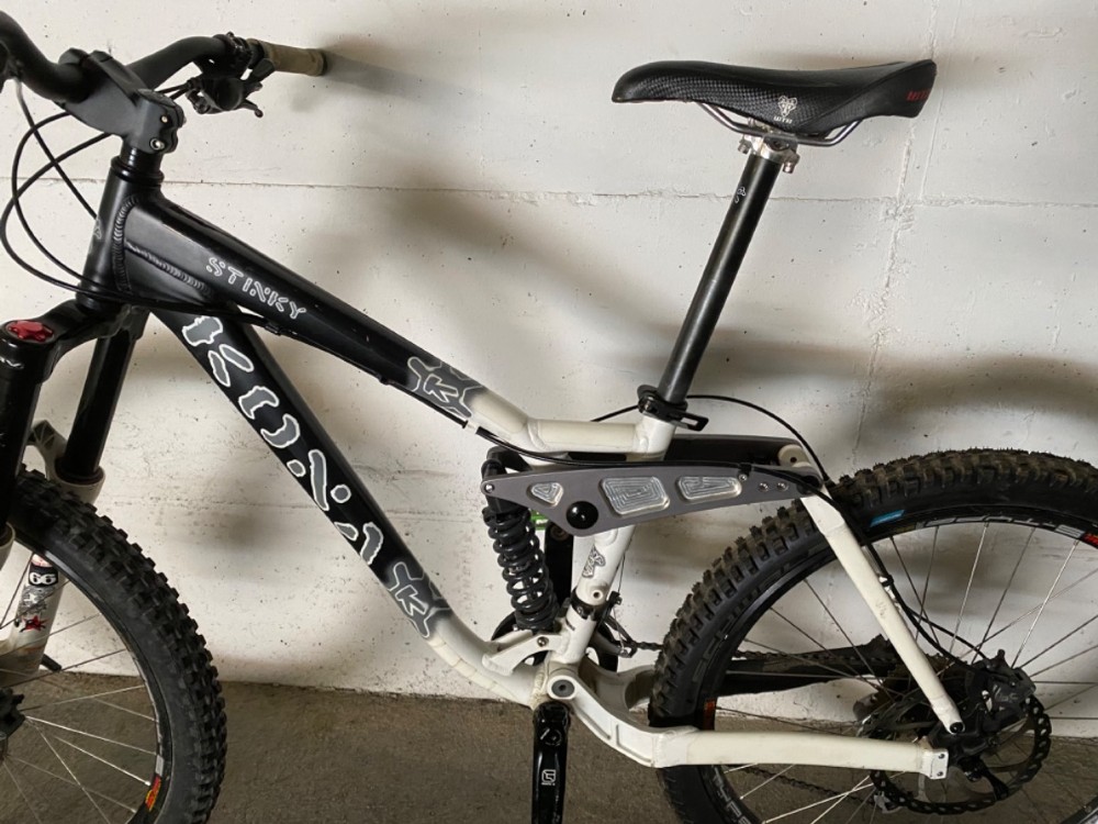 Mountainbike kaufen: KONA Stinky Occasion