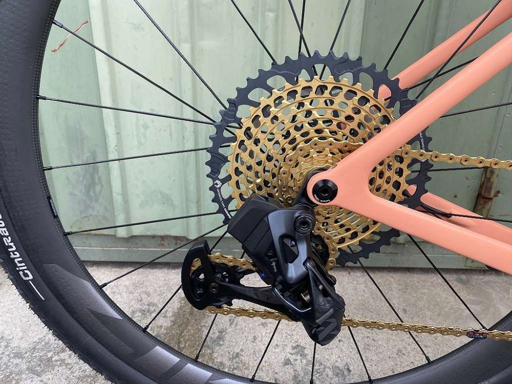 Rennvelo kaufen: T-BIKES 3T Exploro Sram Red AXS Zipp NEU Neu