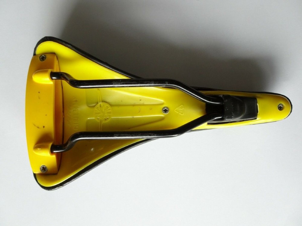 Fahrradteile kaufen: Selle/tige de selle _KEINE MARKE Gipiemme Penta Joker Rennrad-Sattel Occasion