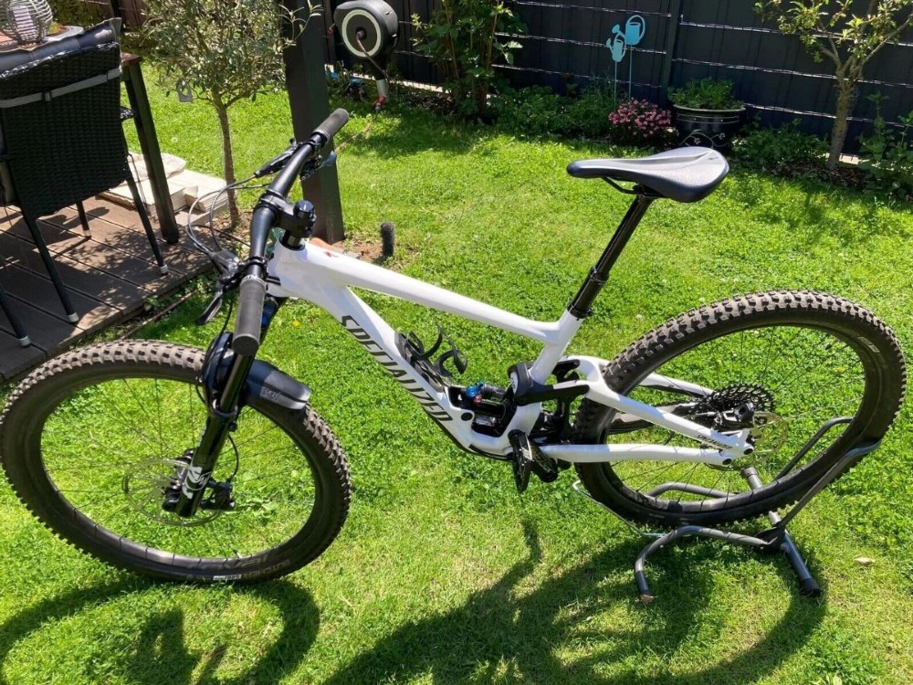 Mountainbike kaufen: SPECIALIZED Enduro Expert (Carbon) 2021, Fully (29"), S3, weiss, Erstbesitzer Occasion