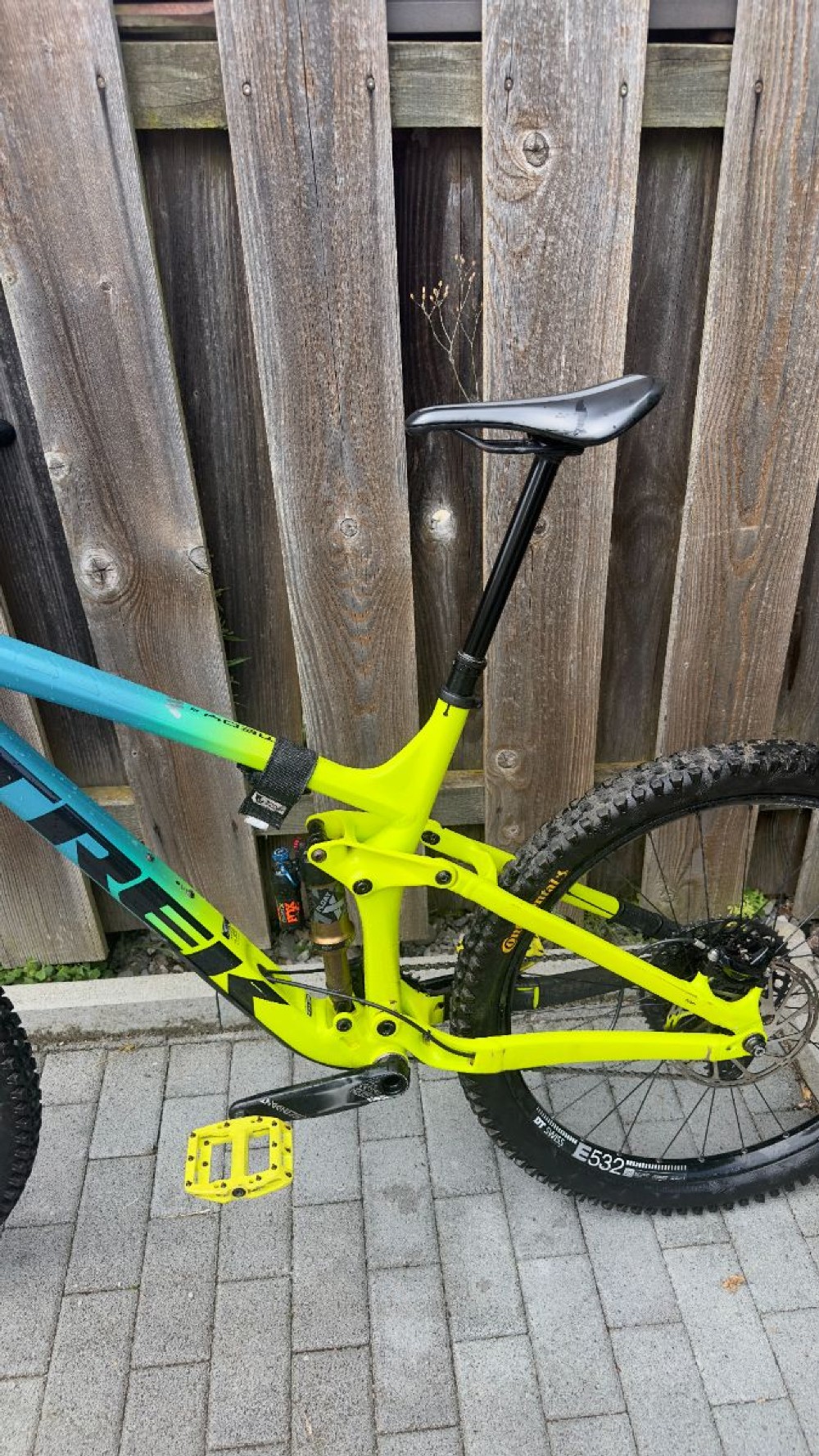 Mountainbike kaufen: TREK Remedy 8 Occasion