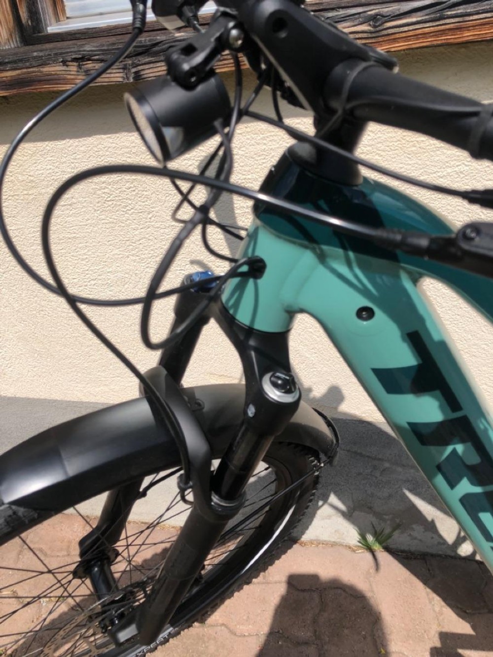 E-Bike kaufen: TREK Powerfly FS 4 EQ EU S 27.5 Nouveau
