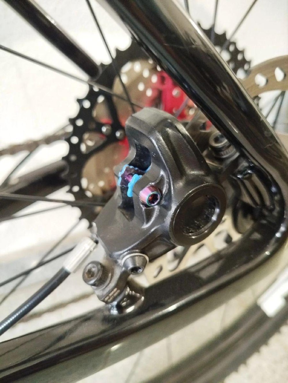 Vélo tout terrain kaufen: SHIMANO Carbon Mountainbike Occasion