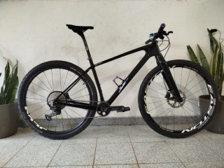  Vélo tout terrain kaufen: SHIMANO Carbon Mountainbike Occasion