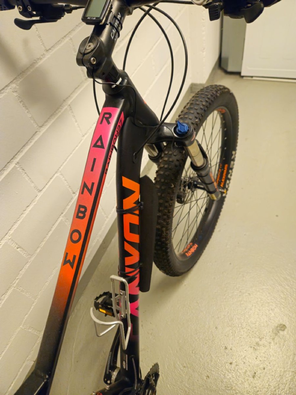 Vélo tout terrain kaufen: CANYON Rainbow 37 Occasion