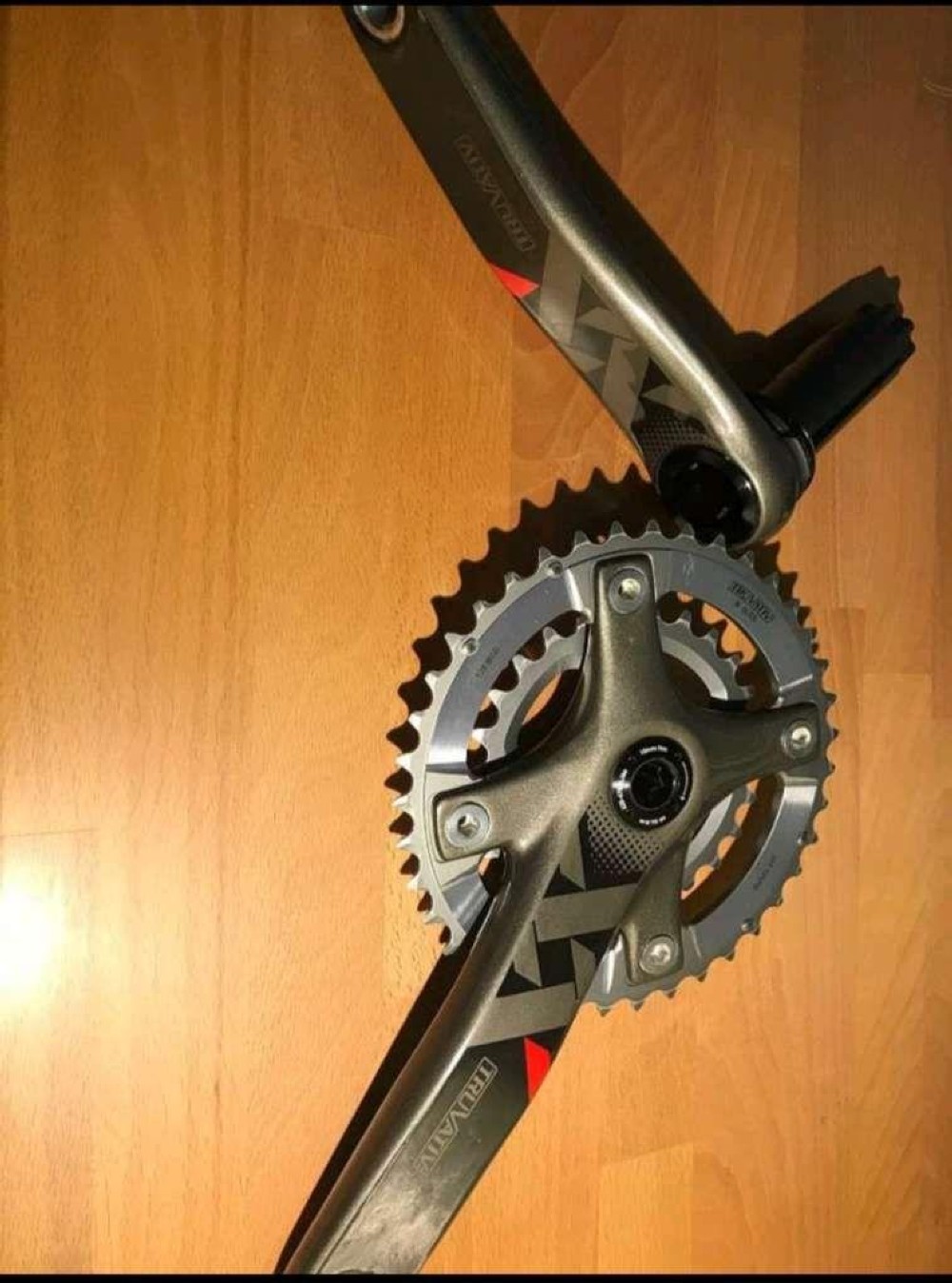 Fahrradteile kaufen: Kettenblätter/Kassetten/Führungen SRAM Carbon Kurbel Truvativ Occasion