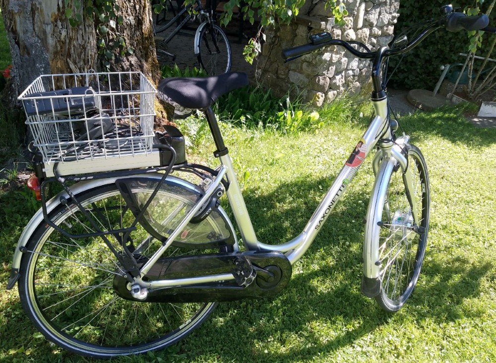 E-Bike kaufen: E-BIKE Saxonette Comfort Light Damen E-Bike mit 2 Akkus (Top Zustand) Occasion
