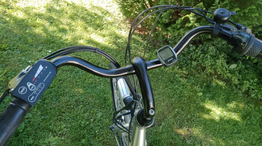E-Bike kaufen: E-BIKE Saxonette Comfort Light Damen E-Bike mit 2 Akkus (Top Zustand) Occasion