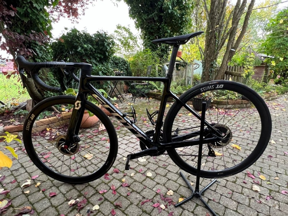Vélo de course kaufen: SCOUT Addict RC  Occasion