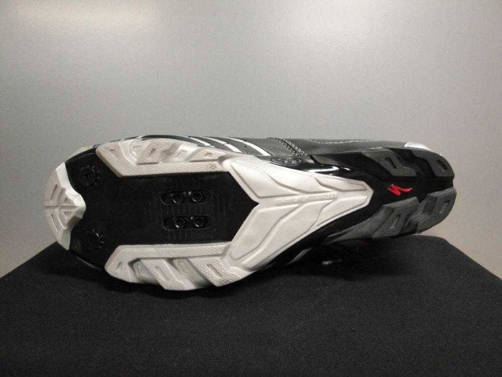 Velozubehör kaufen: Zubehör SPECIALIZED Damen MTB Schuh, Gr. 40 black für CHF 95.- kaufen auf ...